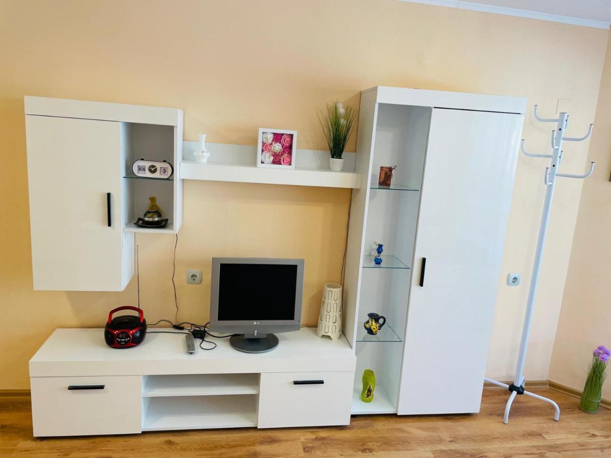 Елегантна Стая За Гости Стефи В Центъра На Казанлък, Партер 外观 照片